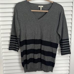 Joie V Neck 3/4 Sleeve Sweater Gray & Black Stripes  sz S